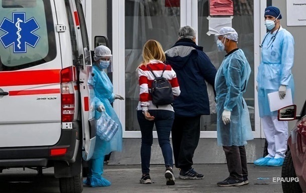 В Україні вперше виявили новий варіант коронавірусу Цикада