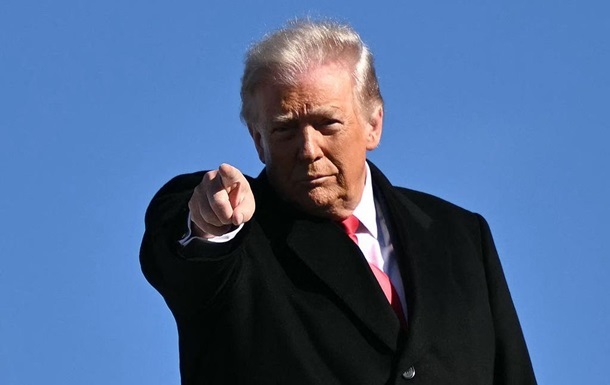 “Не так зрозуміли”: у США спростували погрози Трампа щодо Гренландії